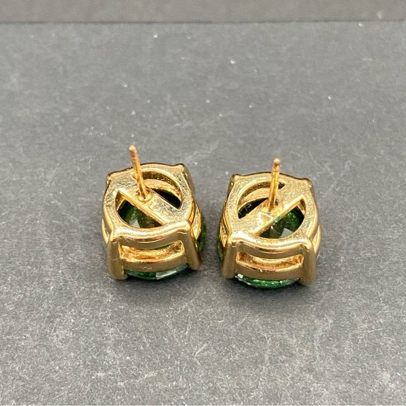 Green Peridot Colored Glass Stud Earrings - Picture 4 of 8